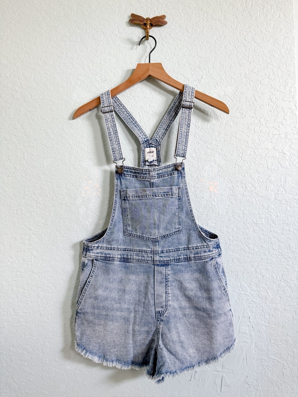 Aerie•Lightwash Denim Shortalls•Stretchy•Dolphin Raw Hem